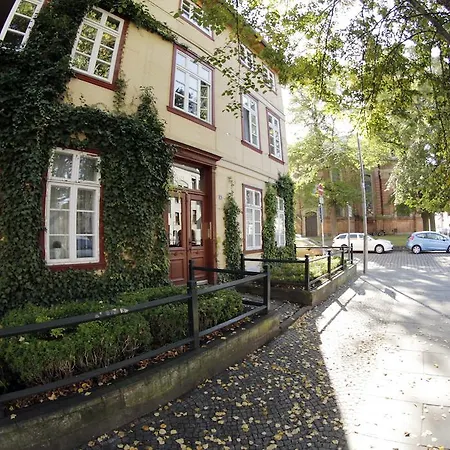 Apartment An Der Schelfkirche *